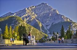 http://image5.hanatour.com/CMS/2013/01/31/20130131000250_t.jpg